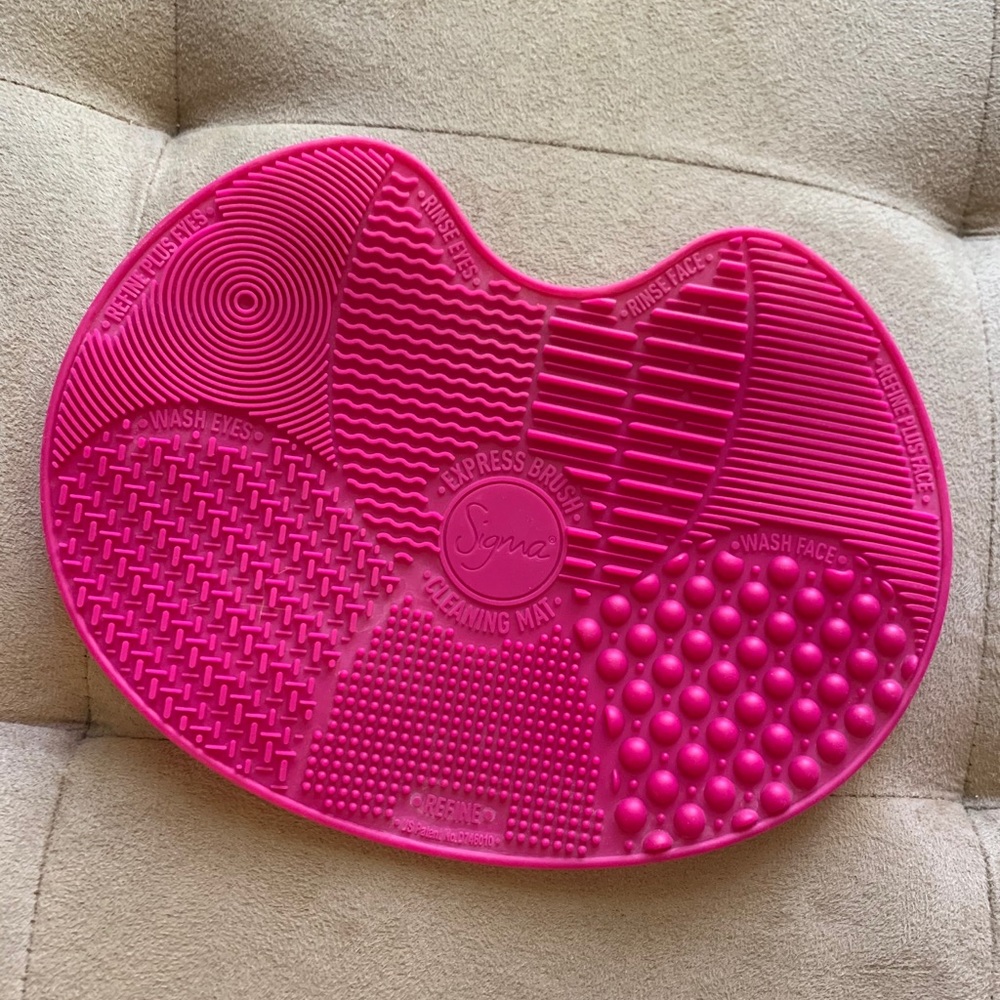 Sigma spa express brush cleaning mat